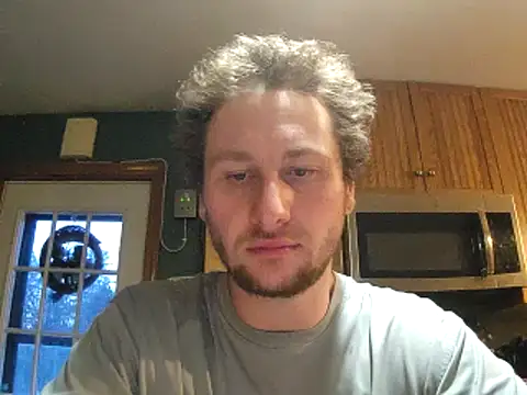 Snapshot of Seymour93 chatting on February 5, 10:11 pm Seymour93 online show from February 5, 10:11 pm