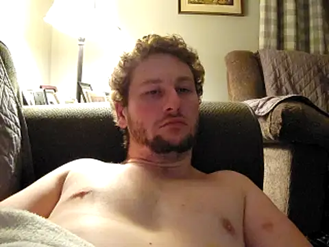 Snapshot of Seymour93 chatting on February 13, 12:24 am Seymour93 online show from February 13, 12:24 am