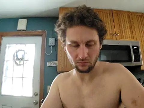 Snapshot of Seymour93 chatting on February 12, 7:56 pm Seymour93 online show from February 12, 7:56 pm