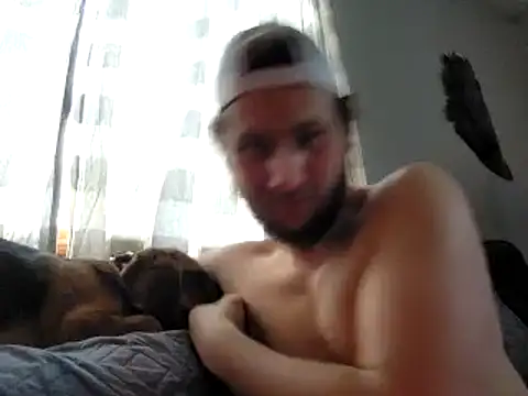 Snapshot of Seymour93 chatting on January 25, 8:21 pm Seymour93 online show from January 25, 8:21 pm