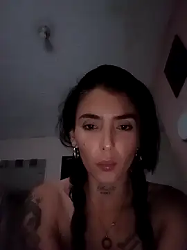 Snapshot of ana_parker chatting on December 17, 3:00 am ana parker online show from December 17, 3:00 am