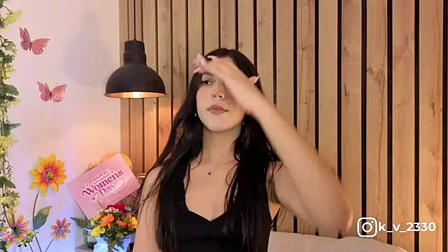 sofiesoft online show from March 8, 6:00 pm