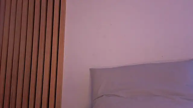 Snapshot of sofiesoft chatting on June 16, 2:33 am sofiesoft online show from June 16, 2:33 am