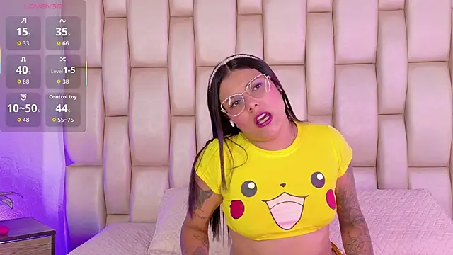 Shasa 8 online show from April 7, 10:33 pm