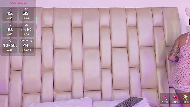 Shasa 8 online show from April 5, 8:04 pm