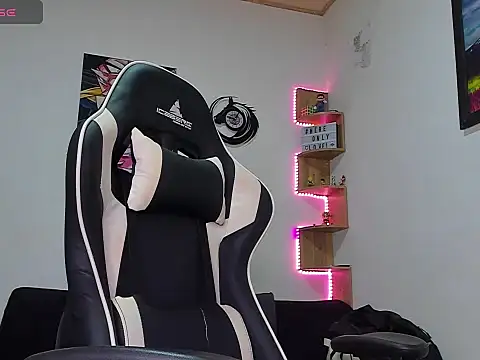 Marco diaz1 online show from October 5, 12:45 am