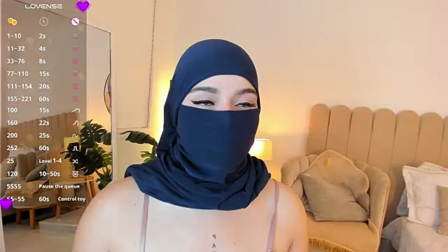 anna-henao online show from June 17, 1:27 am