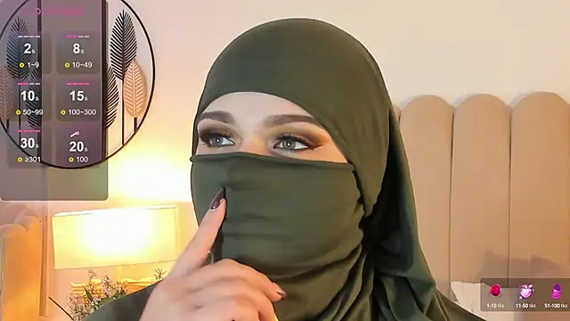 Snapshot of anna-henao chatting on February 11, 6:44 pm anna-henao online show from February 11, 6:44 pm