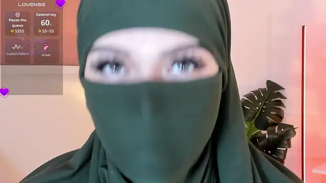 Snapshot of anna-henao chatting on October 6, 7:03 pm anna-henao online show from October 6, 7:03 pm