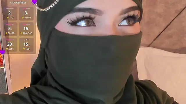 anna-henao online show from January 12, 7:42 pm