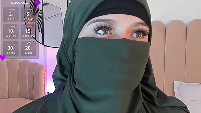 Snapshot of anna-henao chatting on September 9, 10:08 pm anna-henao online show from September 9, 10:08 pm