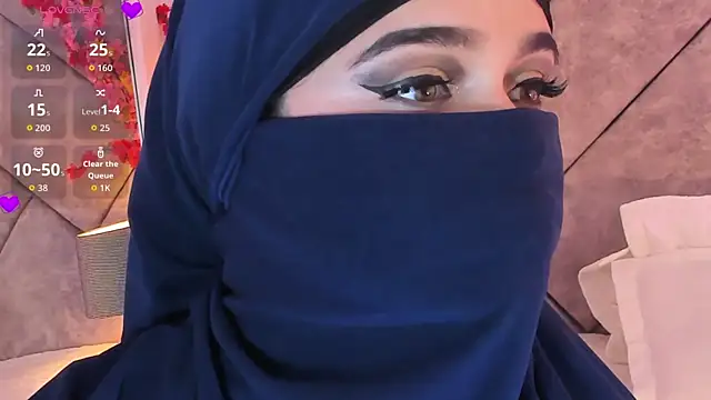 anna-henao online show from December 13, 8:04 pm