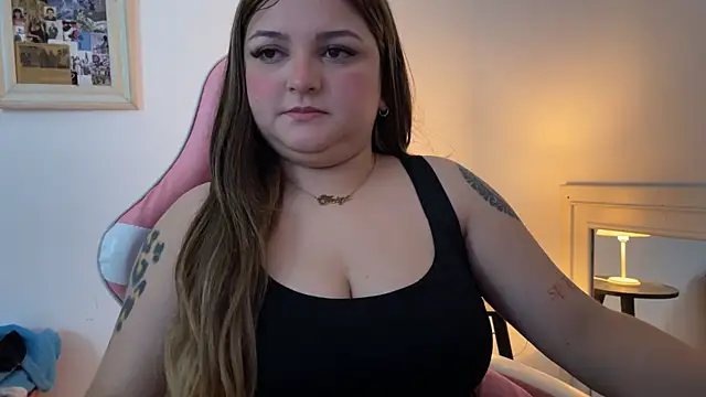 SweetPaige  online show from November 28, 12:49 pm