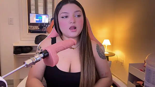 Snapshot of SweetPaige_ chatting on September 12, 2:17 pm SweetPaige online show from September 12, 2:17 pm