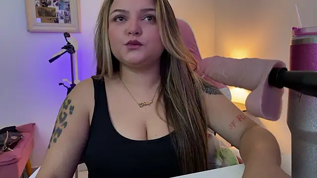 SweetPaige  online show from March 13, 12:32 pm