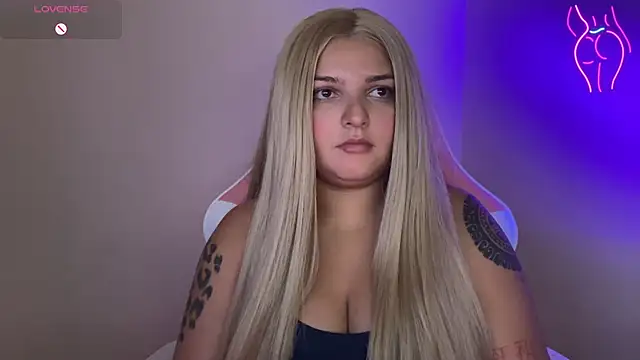 Snapshot of SweetPaige_ chatting on February 23, 9:16 pm SweetPaige online show from February 23, 9:16 pm