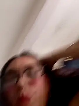 Snapshot of Celestte22 chatting on September 25, 8:37 pm Celestte22 online show from September 25, 8:37 pm