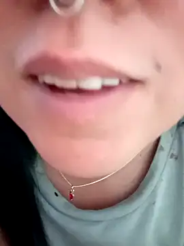 Snapshot of Celestte22 chatting on February 2, 3:10 am Celestte22 online show from February 2, 3:10 am