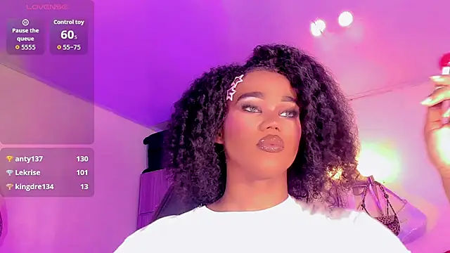 naomy  xx online show from April 25, 3:20 am