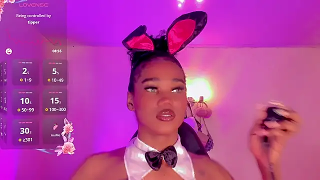 naomy  xx online show from January 9, 9:11 pm