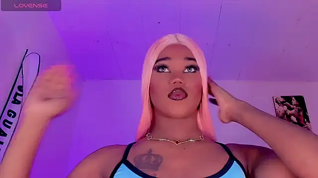 naomy  xx online show from October 27, 7:59 pm