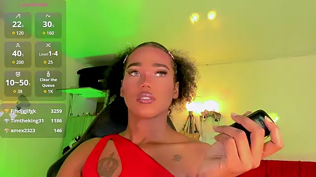 naomy  xx online show from April 29, 11:22 pm