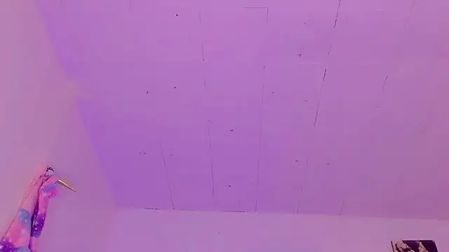 naomy  xx online show from October 31, 5:09 pm