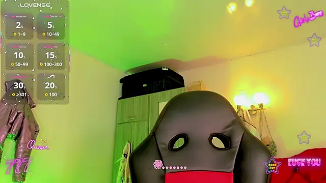 naomy  xx online show from March 27, 3:04 am