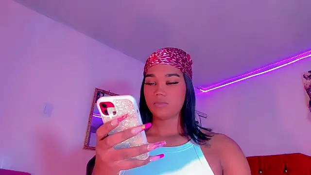 naomy  xx online show from March 12, 1:36 am