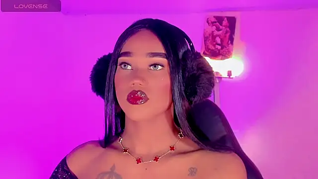 naomy  xx online show from November 25, 3:07 am