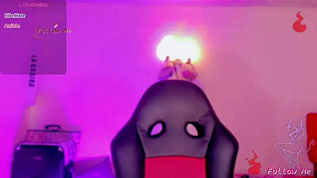 naomy  xx online show from February 4, 3:23 am