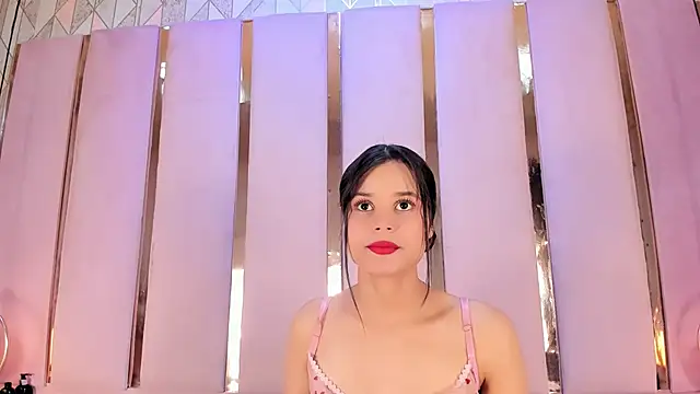 Valerywatson  online show from February 4, 2:21 pm