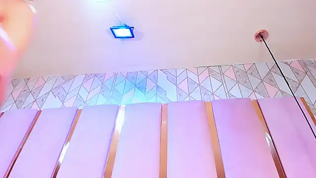 Valerywatson  online show from January 31, 4:59 pm