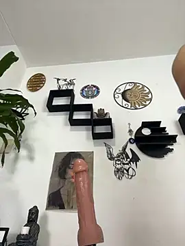 Snapshot of jamilaross chatting on November 14, 9:07 pm jamilaross online show from November 14, 9:07 pm