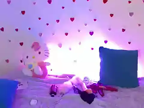 kittycatw online show from March 2, 9:19 pm