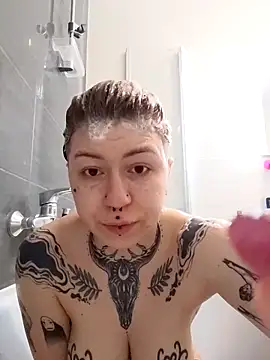 divine eve online show from March 20, 10:05 am