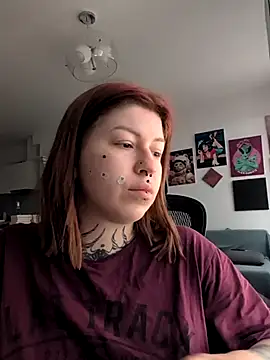 Snapshot of divine_eve chatting on November 28, 11:32 am divine eve online show from November 28, 11:32 am