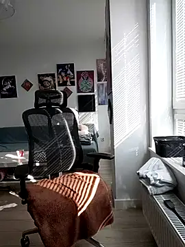 divine eve online show from March 13, 9:58 am