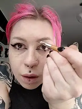 Snapshot of divine_eve chatting on March 12, 11:43 am divine eve online show from March 12, 11:43 am