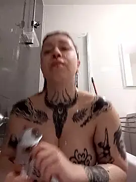 divine eve online show from January 17, 2:31 pm