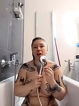 divine eve online show from March 31, 4:31 pm