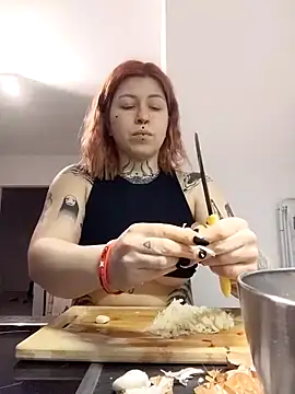 divine eve online show from February 26, 4:40 pm