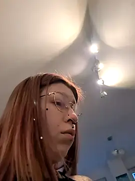 Snapshot of divine_eve chatting on December 1, 12:17 pm divine eve online show from December 1, 12:17 pm