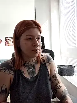 divine eve online show from March 8, 10:40 am