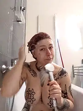 divine eve online show from December 22, 2:39 pm