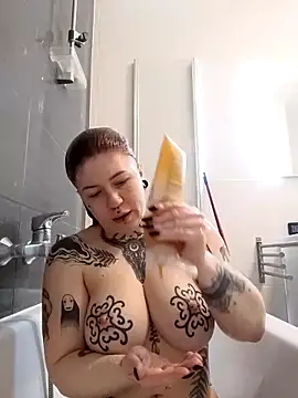 divine eve online show from February 13, 2:17 pm