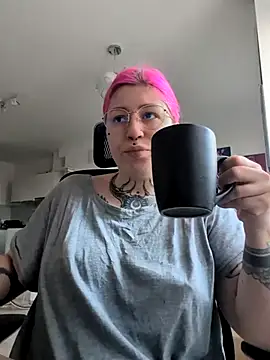 Snapshot of divine_eve chatting on October 21, 1:54 pm divine eve online show from October 21, 1:54 pm