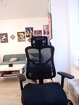 divine eve online show from January 14, 2:20 pm