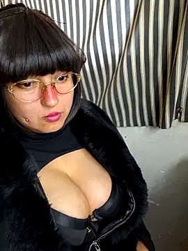 Derry Cooper online show from March 3, 6:48 pm