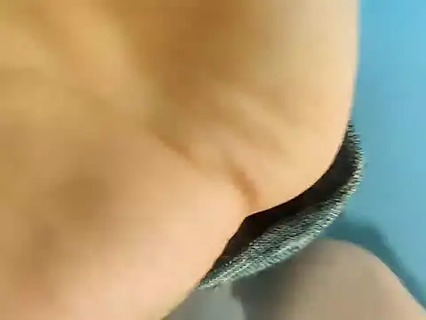 Snapshot of Dana90wvoz chatting on December 18, 3:37 am Dana90wvoz online show from December 18, 3:37 am